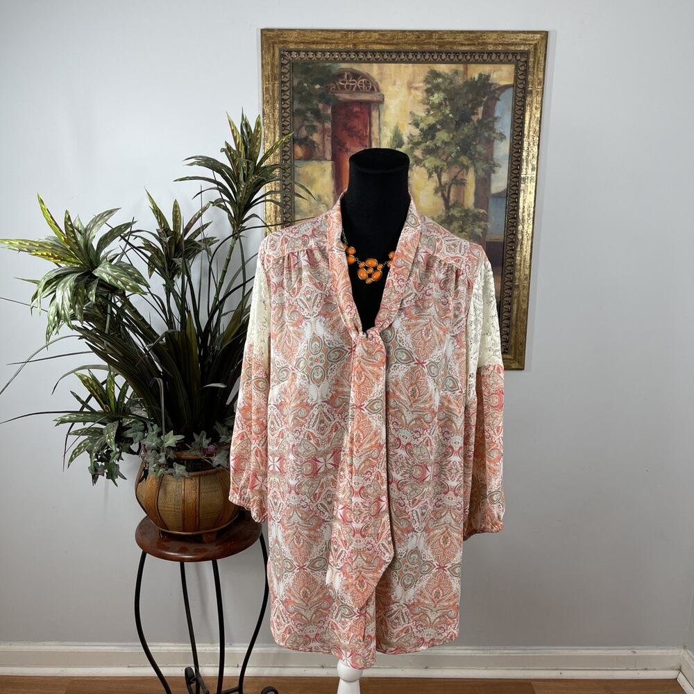 Cato Woman 14/16W Paisley Lace Sleeve Tie Neck Tunic Blouse Peach Plus Size